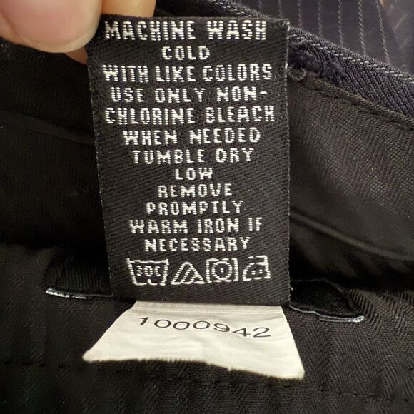 Van Heusen Pleated Classic Fit Dress Pants Men's Striped 42W 30L - Picture 8 of 16